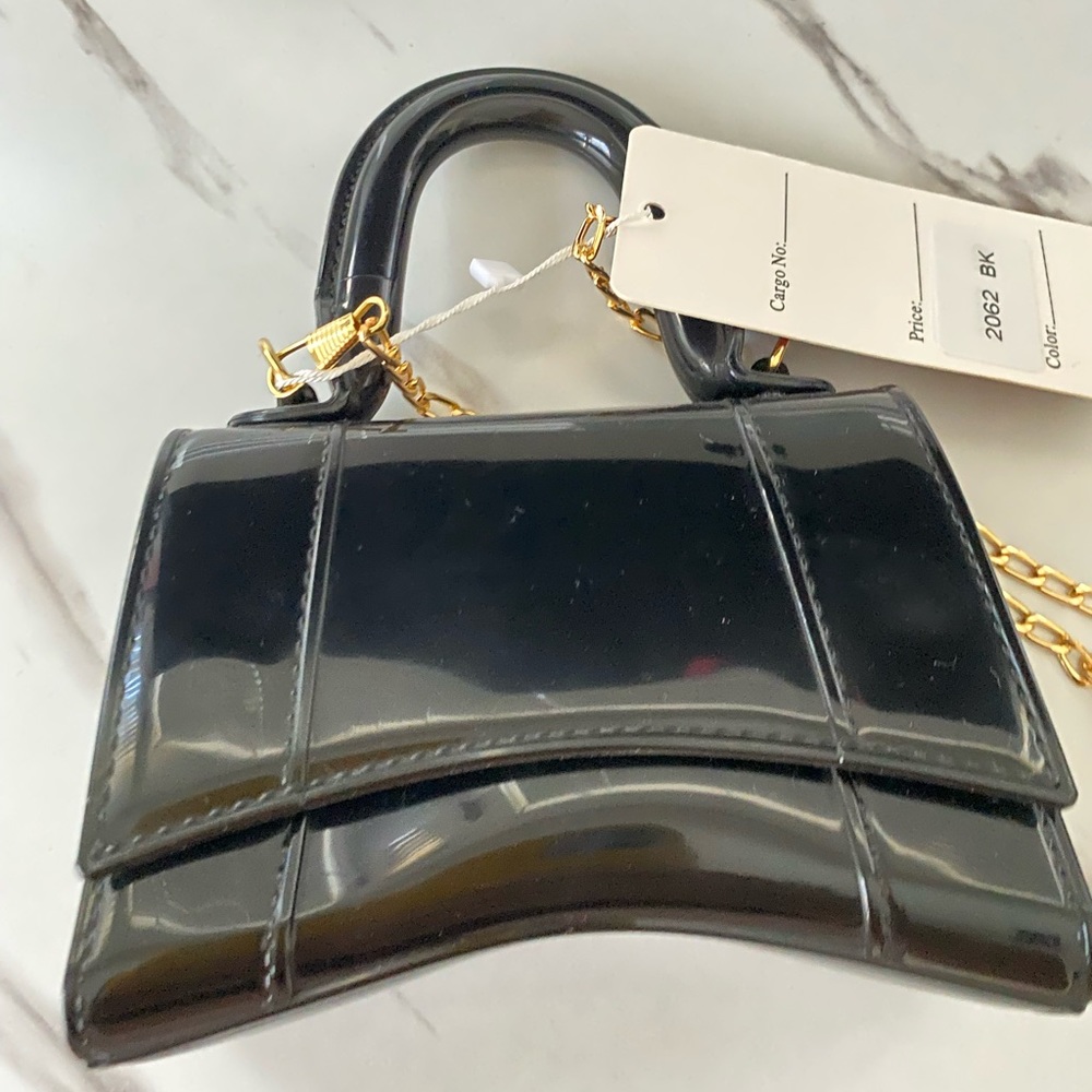 Mini hourglass black bag